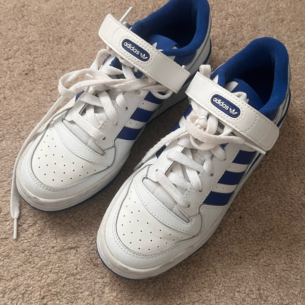 Adidas Forum Sneakers in White and Blue